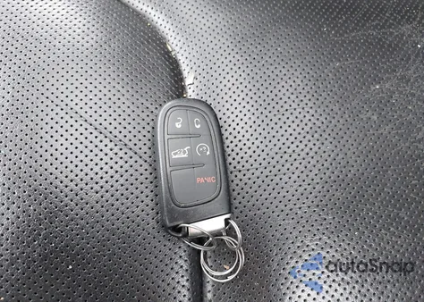 2019 Jeep Cherokee Limited 4X4 z USA, uszkodzony, nr VIN 1C4PJMDN9KD292316